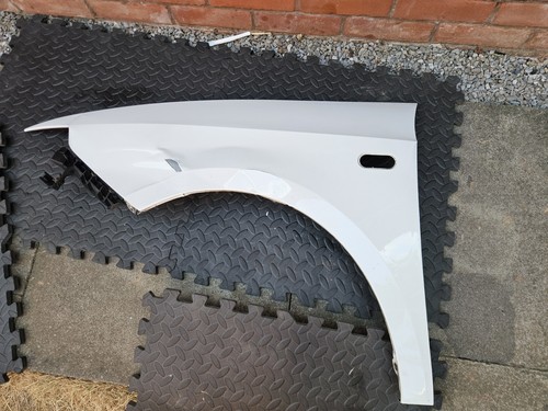 Seat ibiza 2014 - seat, wing